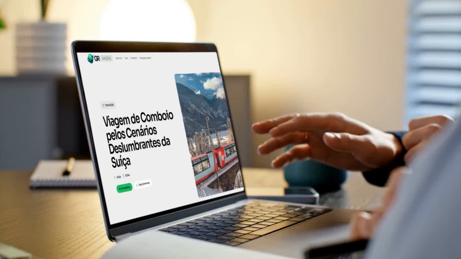 Mockup do novo website da GR Viagens em desktop e telemóvel